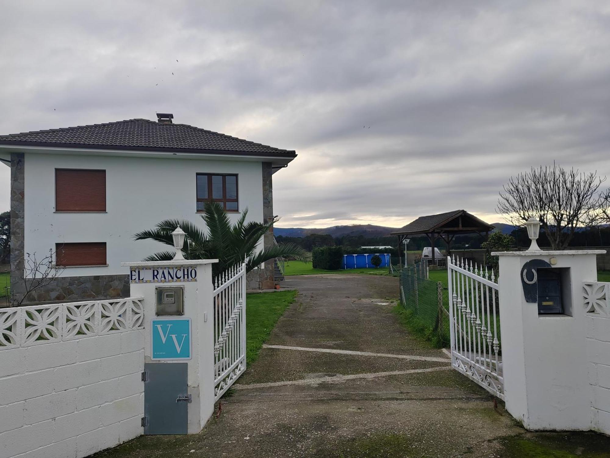 Villa El Rancho Busto - Luarca Extérieur photo